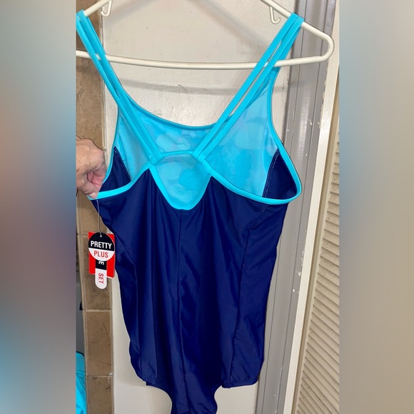 ZeroXposure  swimsuit NWT! Gorgeous colors with a skirt coverup: 2-piece set - Picture 2 of 10